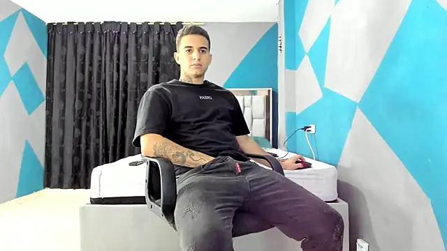 simookeler online show from 12-17-24, 04:45