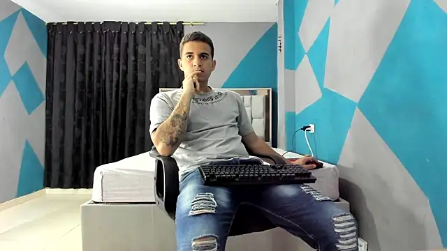 simookeler online show from 12-19-24, 02:34