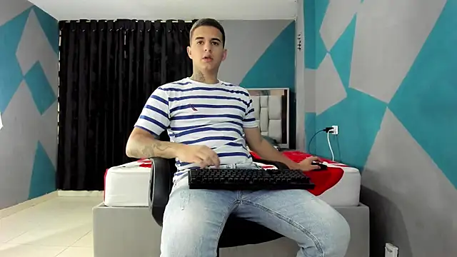 simookeler online show from 12-31-24, 08:23