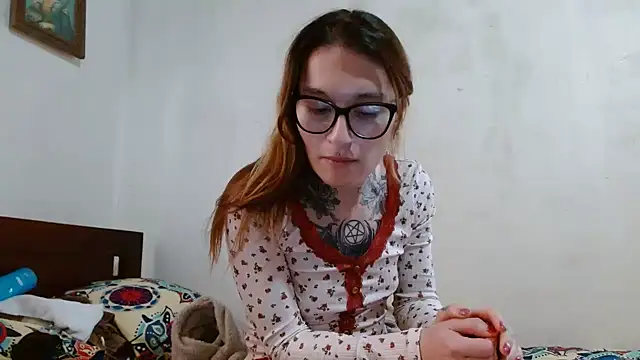 kittenlizz online show from 02-28-25, 08:18