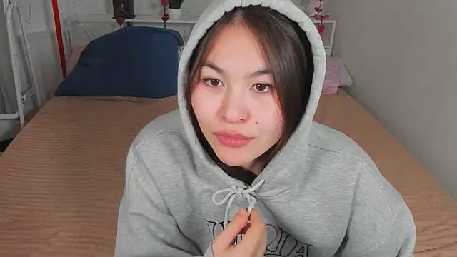 Snapshot of Jennifer_murr chatting on 03-15-25, 04:32 Jennifer murr online show from 03-15-25, 04:32