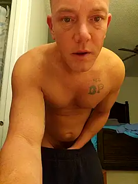 Bigtater1999 online show from 01-31-25, 01:43