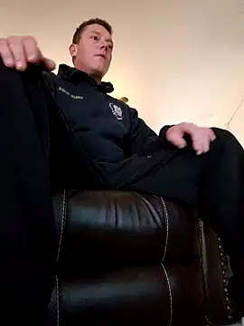 Bigtater1999 online show from 03-18-25, 01:53