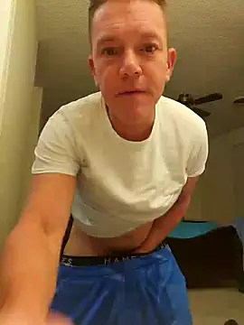 Bigtater1999 online show from 10-08-25, 11:24