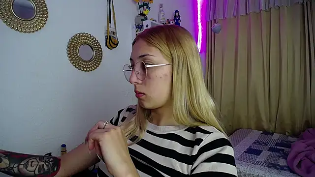 Soffy-brooks online show from 12-28-24, 08:37