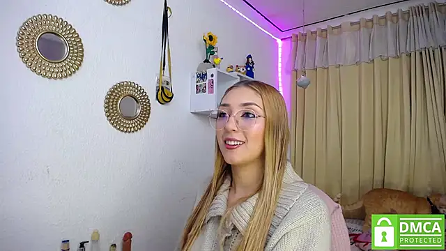 Soffy-brooks online show from 02-19-25, 06:33