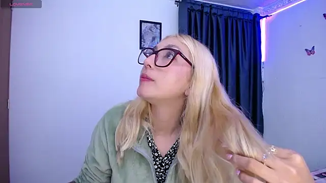 Soffy-brooks online show from 04-24-26, 07:00