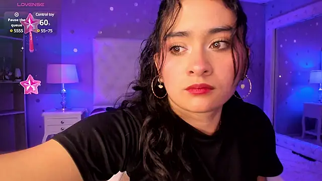 Snapshot of scarlette_15_ chatting on 03-16-25, 12:11 scarlette 15  online show from 03-16-25, 12:11