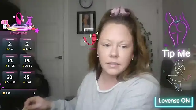 Snapshot of MissyLovexxx chatting on 03-05-25, 02:45 MissyLovexxx online show from 03-05-25, 02:45