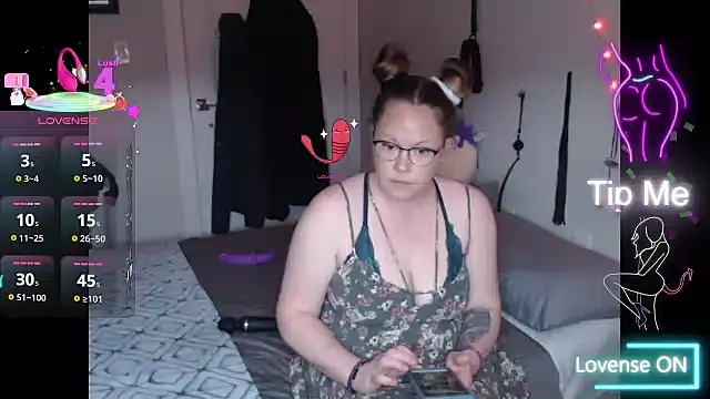 Snapshot of MissyLovexxx chatting on 03-18-25, 12:14 MissyLovexxx online show from 03-18-25, 12:14