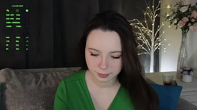 Snapshot of GarynAnstead chatting on 12-21-24, 02:26 GarynAnstead online show from 12-21-24, 02:26