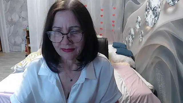 OlgaHottie online show from 02-06-26, 11:30