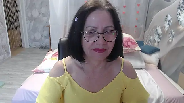 OlgaHottie online show from 04-12-26, 11:43