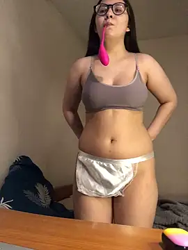 Prudie Gabriella online show from 03-11-25, 04:07