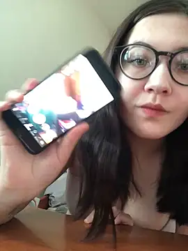 Prudie Gabriella online show from 03-18-25, 08:47