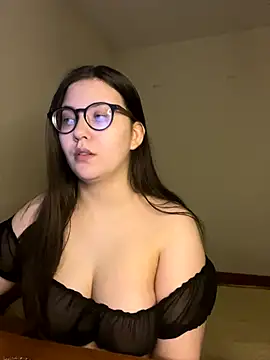 Prudie Gabriella online show from 11-16-25, 02:11