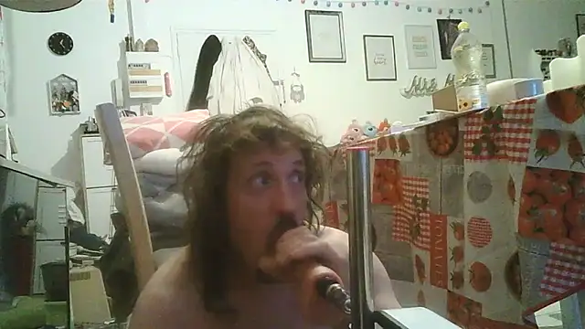 cyril020202 online show from 10-10-25, 04:28