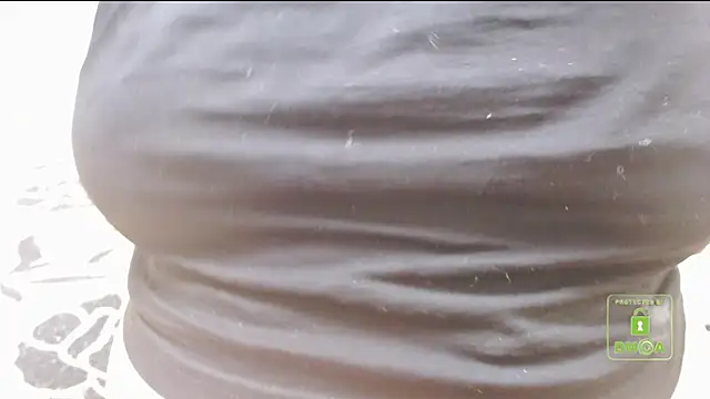 cute and hot online show from 12-28-24, 09:20