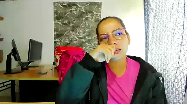 MISSLAUR4 online show from 12-30-24, 06:16