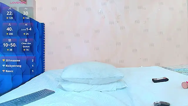 Snapshot of hotlatinateacher chatting on 01-17-25, 01:25 hotlatinateacher online show from 01-17-25, 01:25