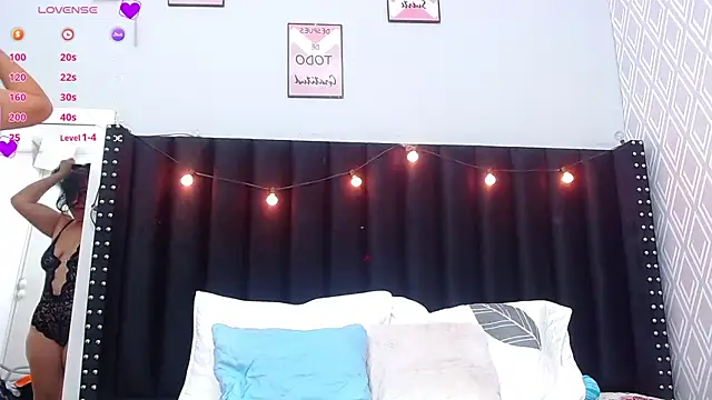 Snapshot of hotlatinateacher chatting on 01-17-25, 07:16 hotlatinateacher online show from 01-17-25, 07:16