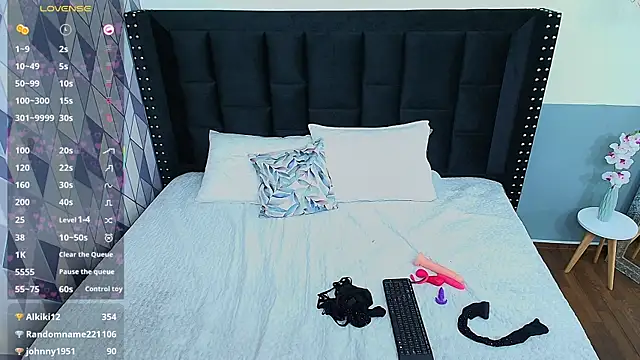 Snapshot of hotlatinateacher chatting on 02-14-25, 02:28 hotlatinateacher online show from 02-14-25, 02:28