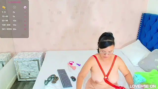 Snapshot of hotlatinateacher chatting on 03-16-25, 07:27 hotlatinateacher online show from 03-16-25, 07:27