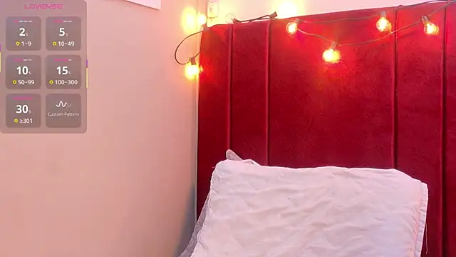 Snapshot of hotlatinateacher chatting on 11-14-25, 07:34 hotlatinateacher online show from 11-14-25, 07:34