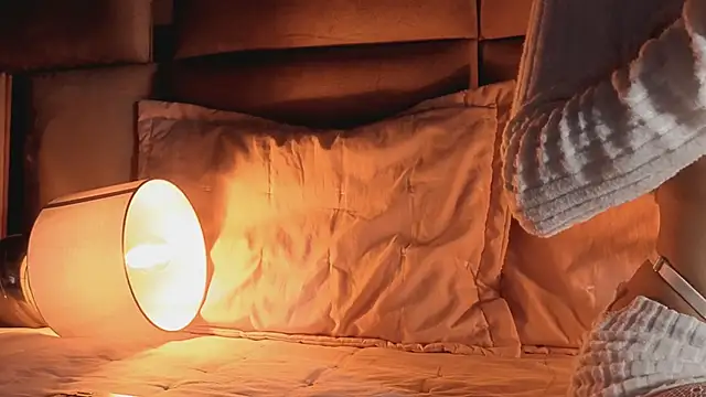 angelinepossy online show from 11-14-25, 09:35