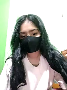 Snapshot of Arisha- chatting on 12-22-24, 03:11 Arisha- online show from 12-22-24, 03:11