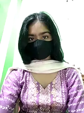 Snapshot of Arisha- chatting on 12-25-24, 01:19 Arisha- online show from 12-25-24, 01:19