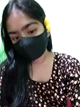 Snapshot of Arisha- chatting on 01-11-25, 04:46 Arisha- online show from 01-11-25, 04:46