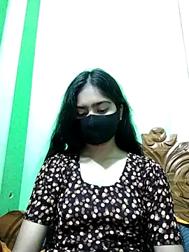 Snapshot of Arisha- chatting on 01-14-25, 06:28 Arisha- online show from 01-14-25, 06:28