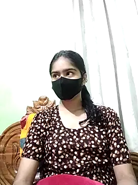 Snapshot of Arisha- chatting on 01-17-25, 03:53 Arisha- online show from 01-17-25, 03:53