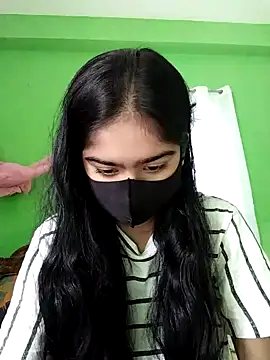 Snapshot of Arisha- chatting on 01-21-25, 07:04 Arisha- online show from 01-21-25, 07:04