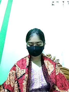Snapshot of Arisha- chatting on 01-28-25, 03:57 Arisha- online show from 01-28-25, 03:57