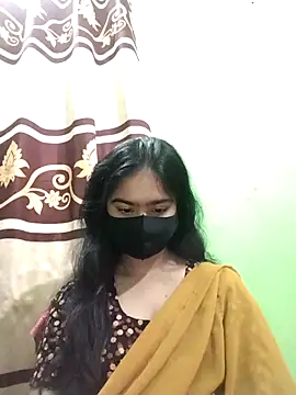 Snapshot of Arisha- chatting on 02-02-25, 05:15 Arisha- online show from 02-02-25, 05:15