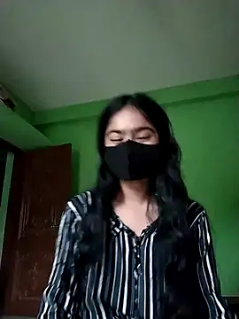 Snapshot of Arisha- chatting on 02-04-25, 11:16 Arisha- online show from 02-04-25, 11:16