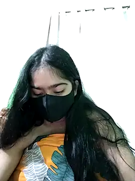 Snapshot of Arisha- chatting on 02-06-25, 07:18 Arisha- online show from 02-06-25, 07:18