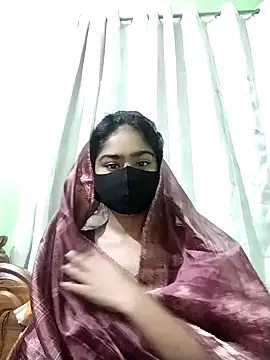 Snapshot of Arisha- chatting on 02-10-25, 05:30 Arisha- online show from 02-10-25, 05:30