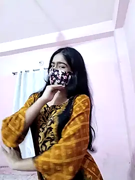 Snapshot of Arisha- chatting on 09-18-25, 03:14 Arisha- online show from 09-18-25, 03:14