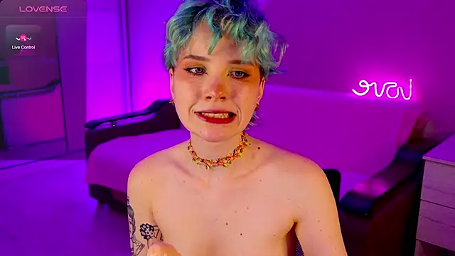 School Love online show from 12-16-24, 04:16