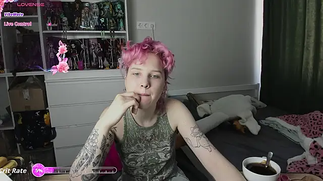 School Love online show from 03-12-26, 07:03