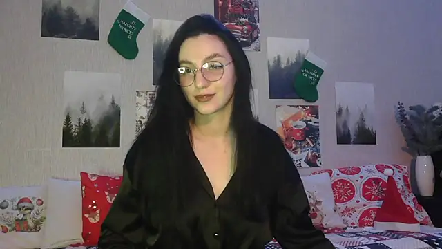 Fluffy Tiffy online show from 12-26-24, 02:01