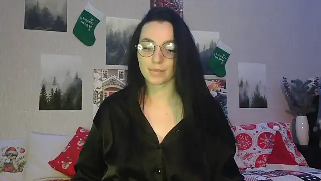 Fluffy Tiffy online show from 12-26-24, 05:04