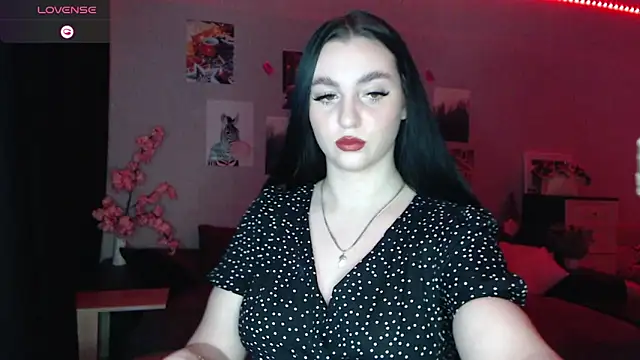 Fluffy Tiffy online show from 02-27-25, 01:59