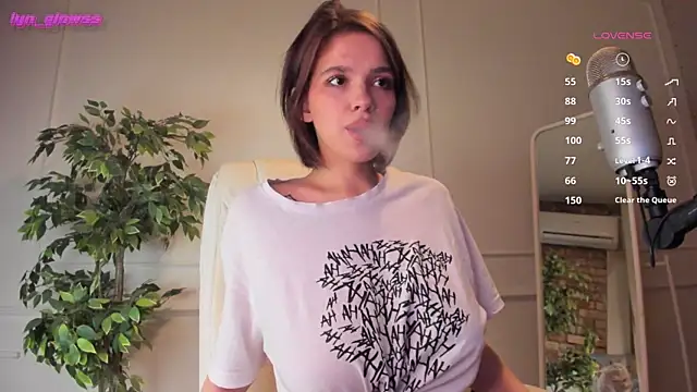 AdalynGlows online show from 11-29-25, 11:41