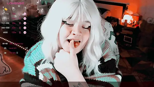Snapshot of noori__hope chatting on 12-12-24, 12:16 noori  hope online show from 12-12-24, 12:16