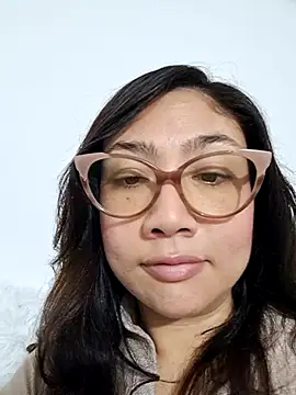 Mia Ruiz online show from 02-14-25, 01:45