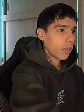 aldrinwhite online show from 01-19-25, 01:12